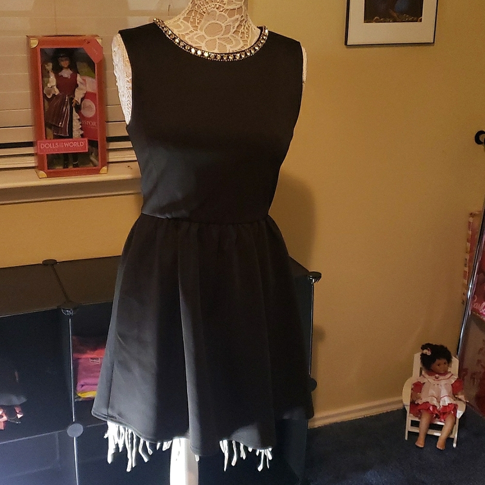 Junior's Black Party Dress